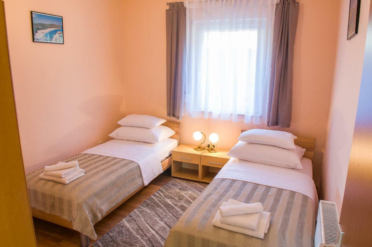 Maestral Suites Šibenik Eksteriør billede