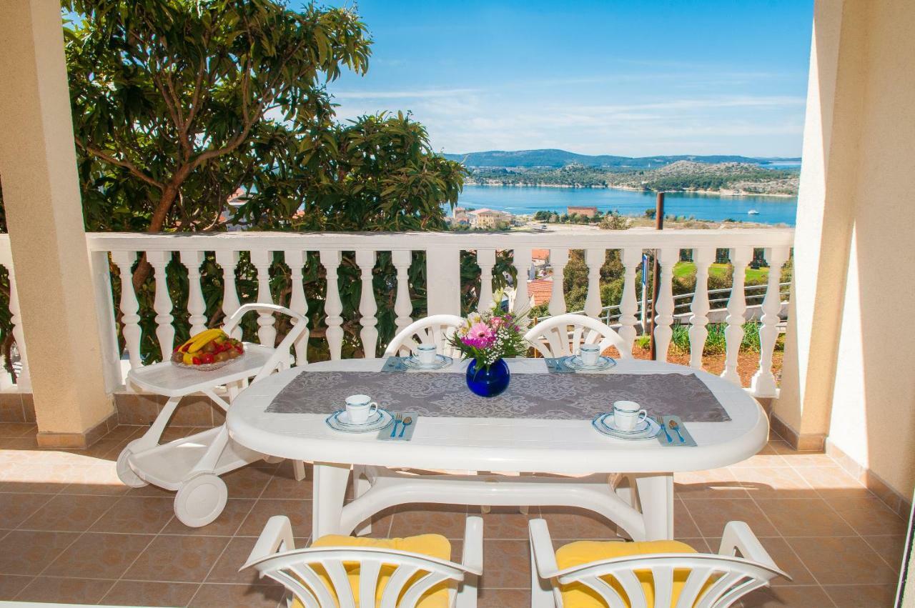 Maestral Suites Šibenik Eksteriør billede