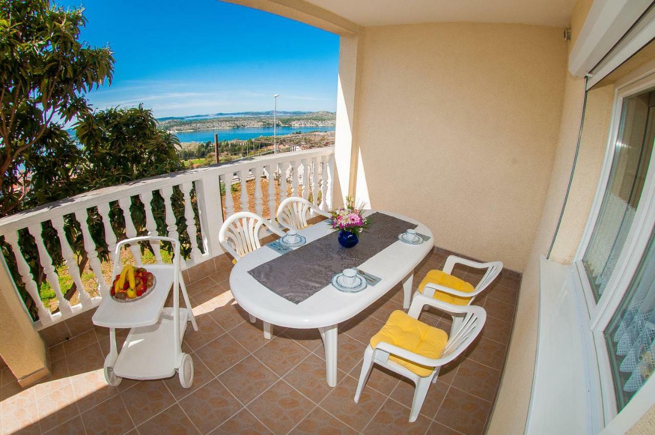 Maestral Suites Šibenik Eksteriør billede